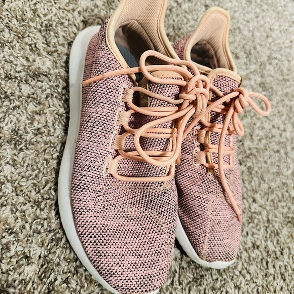 COPY - Adidas Shoes - Picture 2 of 9